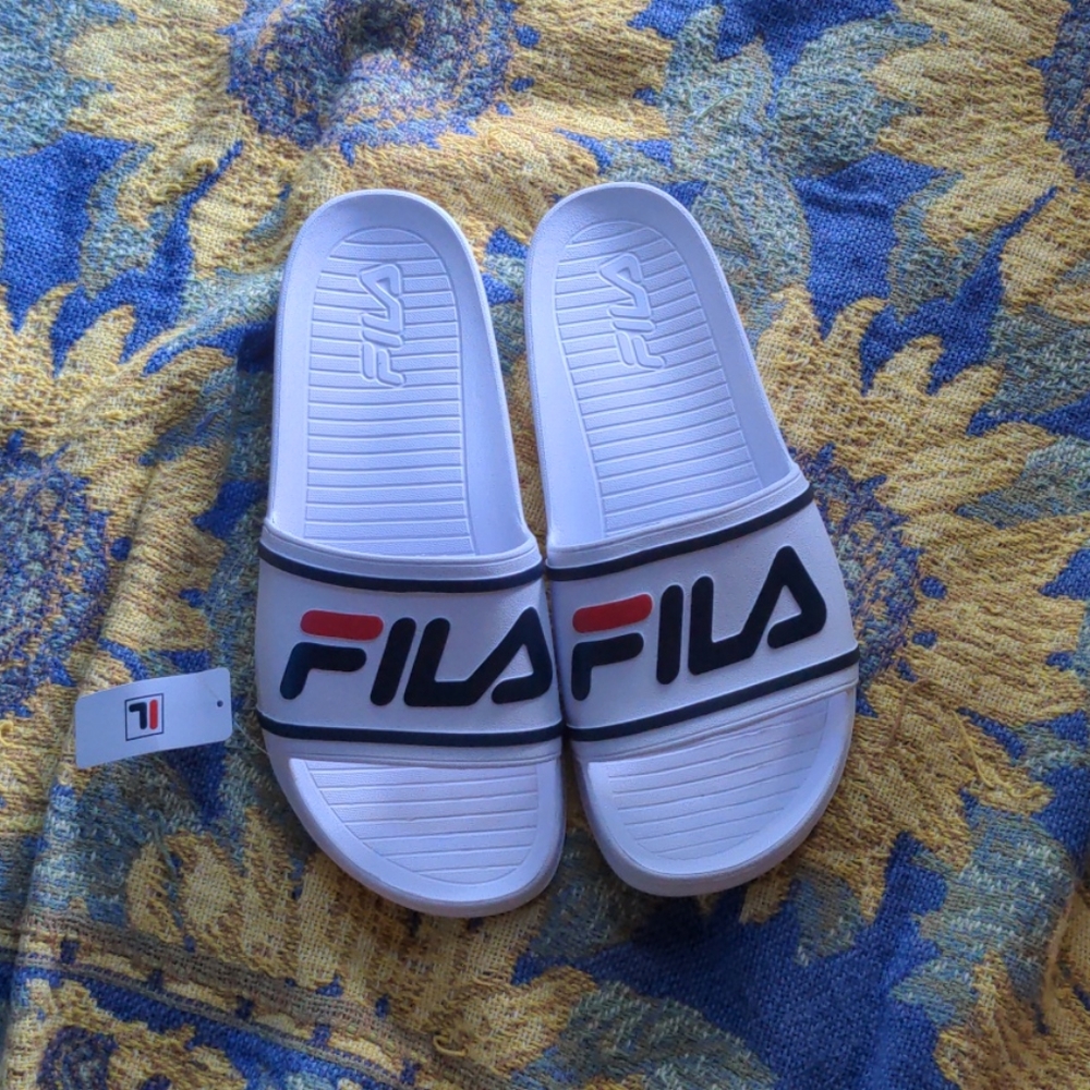 Fila Slides